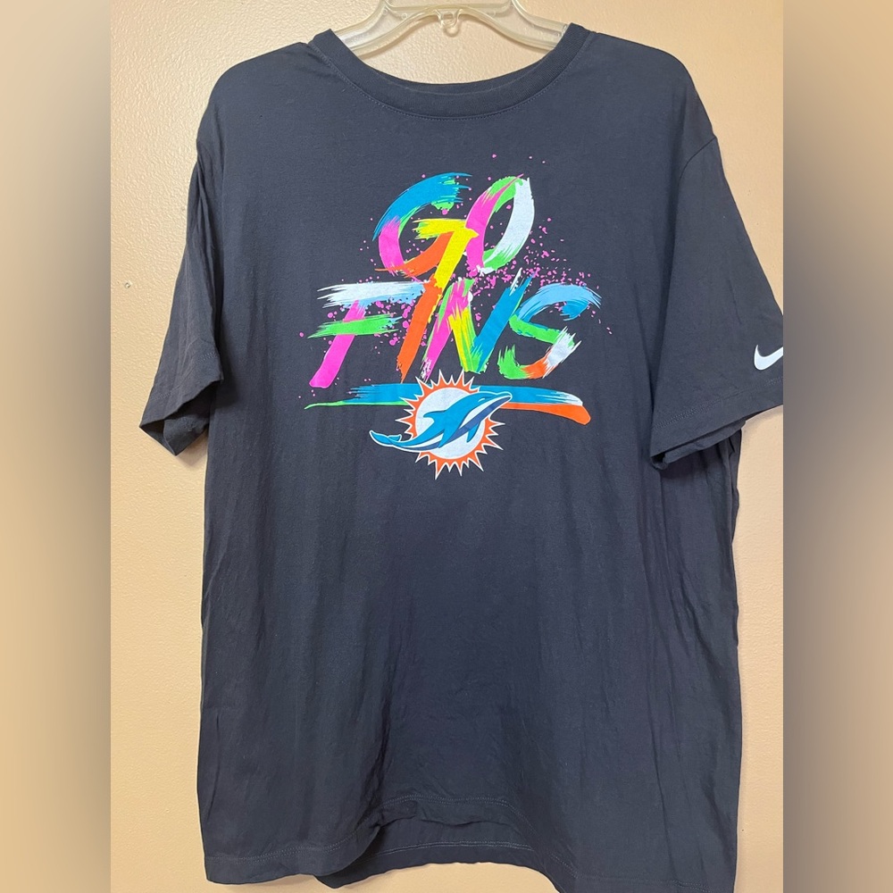 🐬Miami Dolphins - Nike Dark Gray T-Shirt with Colorful Graphic